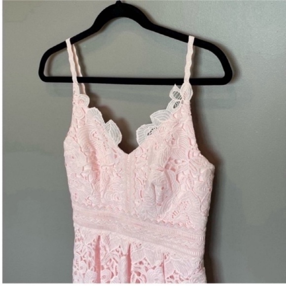 {SOLD} TED BAKER LONDON Nadiie Lace Dress Peplum Pink Sleeveless Women’s Size 1 - Picture 7 of 11